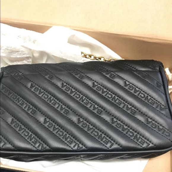 Brand new balenciaga crossbody bag - Picture 4 of 7